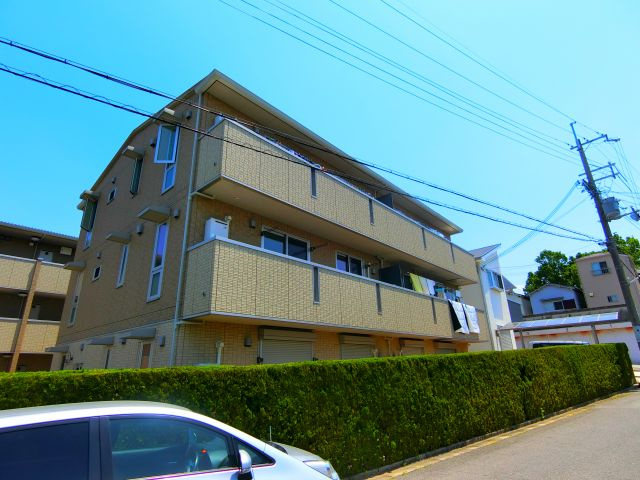 オースター１番館の外観