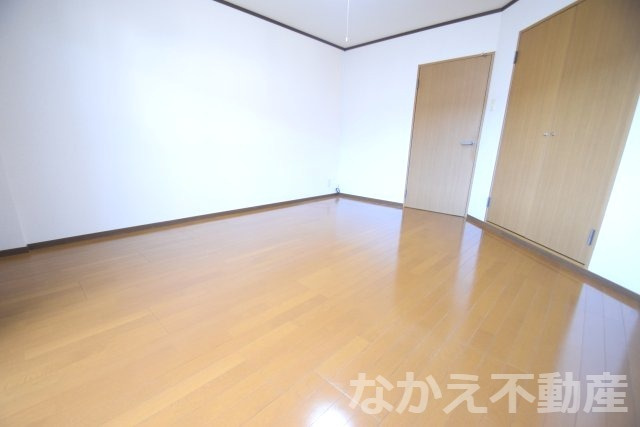 【居間・リビング】 | ゆったりとした居間です