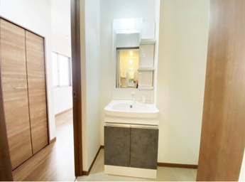 【独立洗面台】