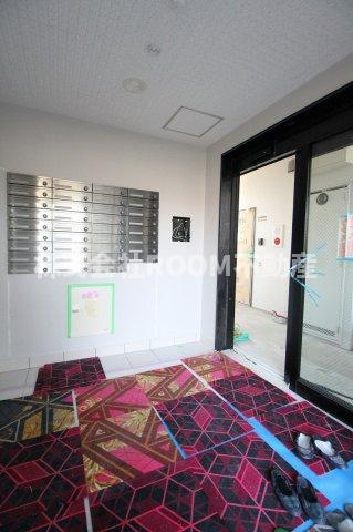 Lien　Amour（ﾘｱﾝｱﾓｰﾙ）のエントランス|毎日通るエントランスはこのようになっています