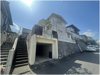 【外観】 | 赤尾町 | 街に溶け合う美しい景観を生みだしているにも関わらず、採光や風通しを考えて設計された間取り。優雅なひと時をお過ごしいただける筈です。