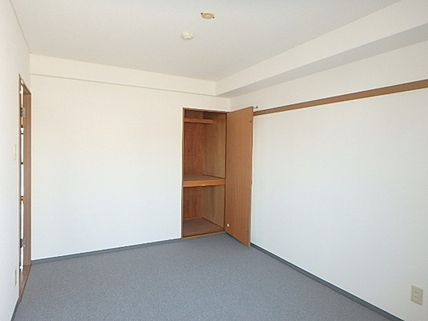 サンロイヤル東羽衣の収納|収納豊富です