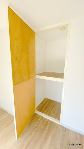 大阪市北区浮田１丁目の賃貸マンションの収納