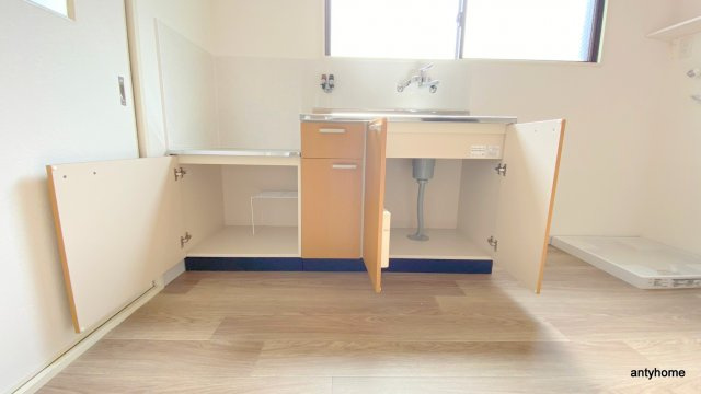 大阪市北区浮田１丁目の賃貸マンションの収納