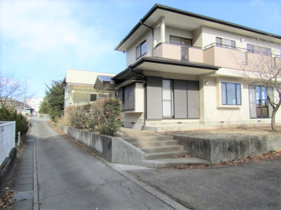 【前面道路含む現地写真】 | 中古戸建　南アルプス市桃園 | 前面道路含む現地写真です