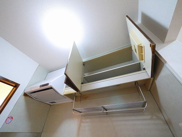 グリーンハウス山ノ口Aの内装|きれいなキッチンです