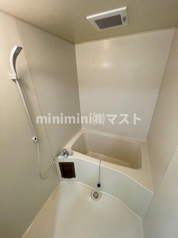 戎フルール谷九の浴室