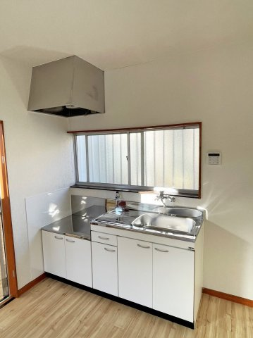 長生村岩沼平屋戸建のキッチン