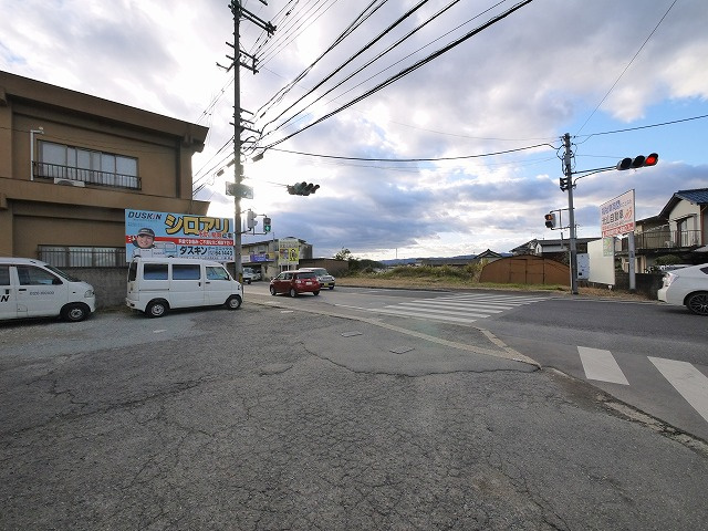 荒井貸店舗の周辺