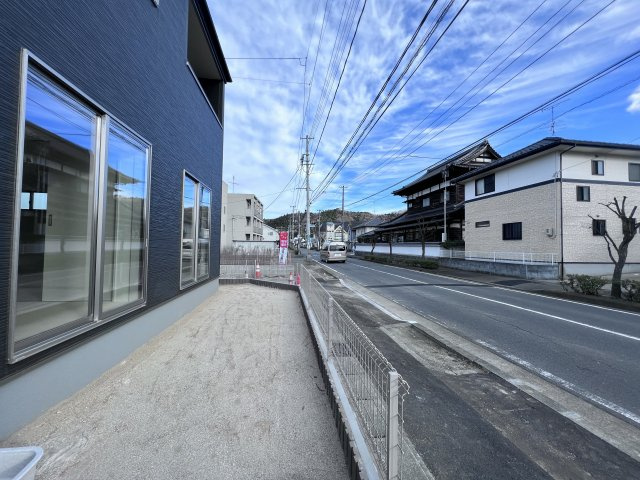 平南白土第1の前面道路含む現地写真