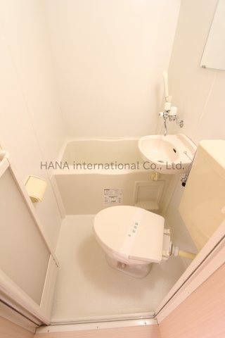 ベル・ソレイユ能見台の浴室|同シリーズ物件の参考写真です。