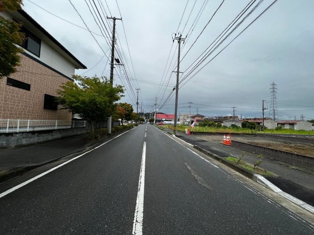 平南白土第1の前面道路含む現地写真