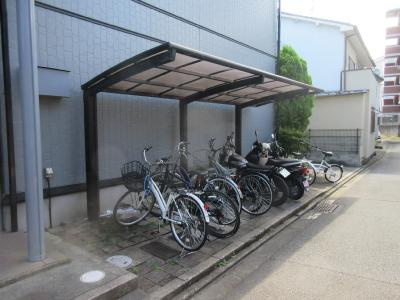 フレンズの駐車場|駐輪場
