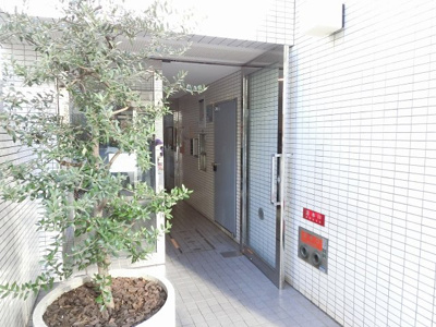 【エントランス】 | 日神プラザ元町 | エントランス部分です。