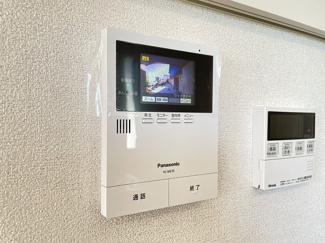 【その他共用部分】 | 防犯対策に有効なカメラ付きインターホン！録画機能が付いているので留守中の訪問者まで確認できます♪