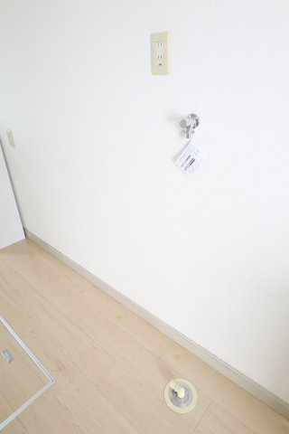 Y'Sヴィラのその他|洗濯機置き場