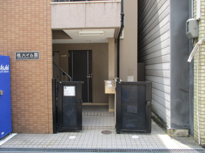 【エントランス】 | 桂ハイムⅢ | きれいなエントランスです