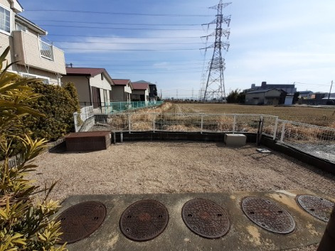【駐車場】