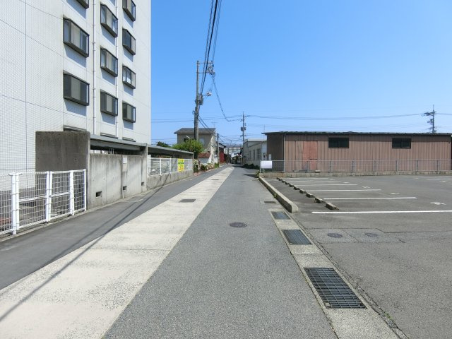 パールエステートの周辺