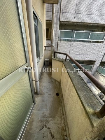 D・Sハイツ同心のバルコニー|開放的で明るい空間を演出してくれるバルコニーです