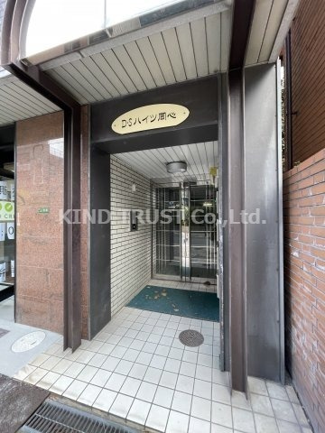 D・Sハイツ同心のエントランス|ゆとりのあるエントランスです