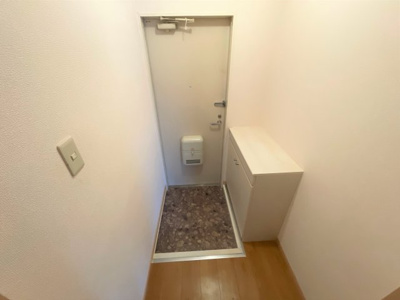 【玄関】 | エスポワールB