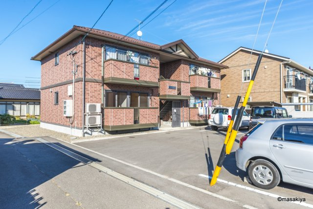 ベル・ジュ・メゾン　Bの外観