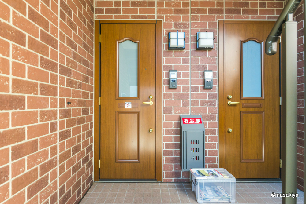 ベル・ジュ・メゾン　Bのエントランス|エントランス