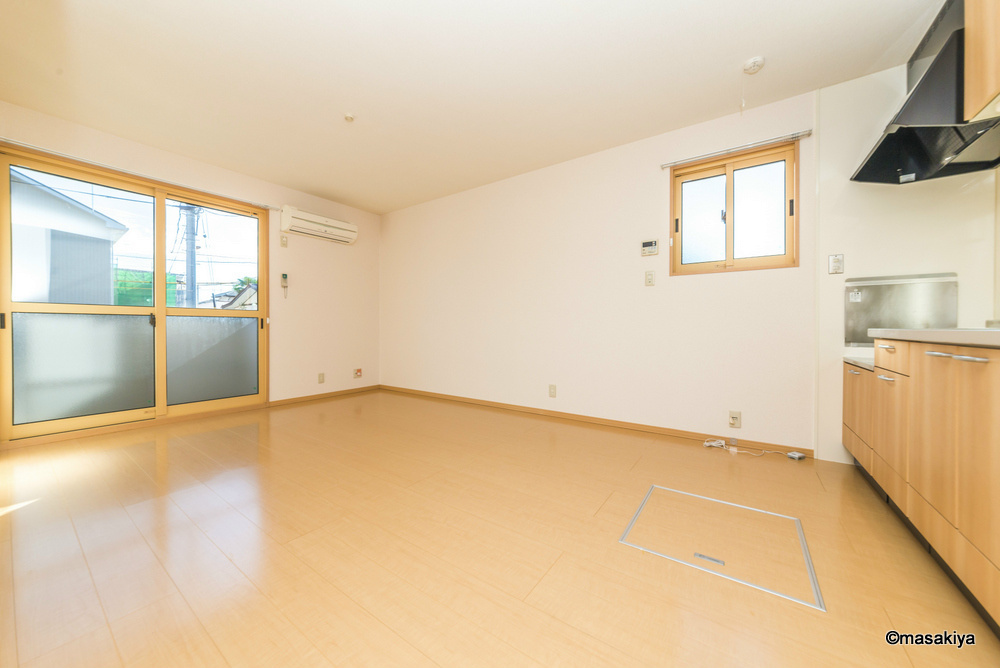 ベル・ジュ・メゾン　Bの居間・リビング|リビング