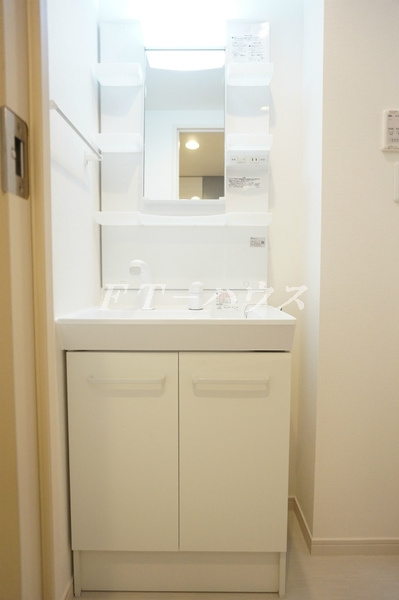 リブリ・ACEの洗面所