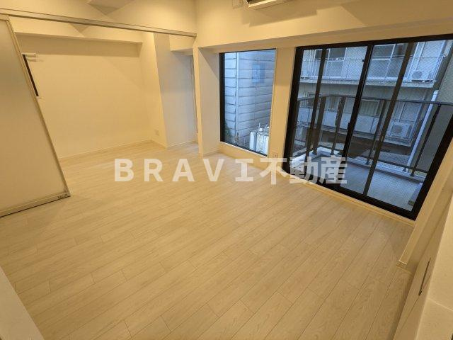 シーズンフラッツ大手前 BRAVI不動産の洋室|【シーズンフラッツ大手前】使い勝手のいい洋室です