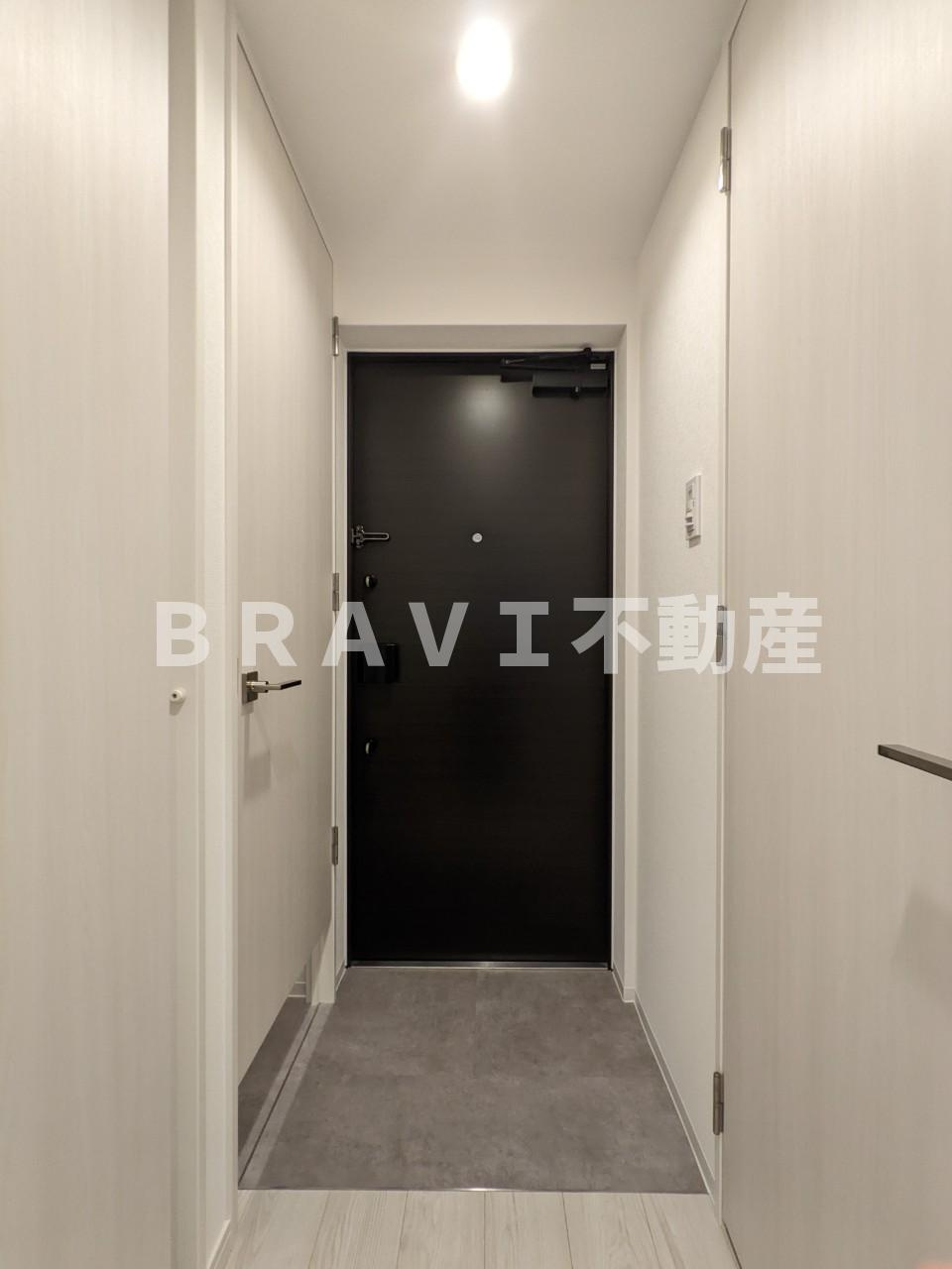 シーズンフラッツ大手前 BRAVI不動産の玄関|【シーズンフラッツ大手前】