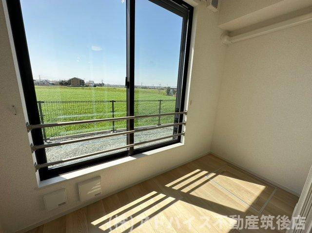 筑後市大字長浜のアパートのバルコニー