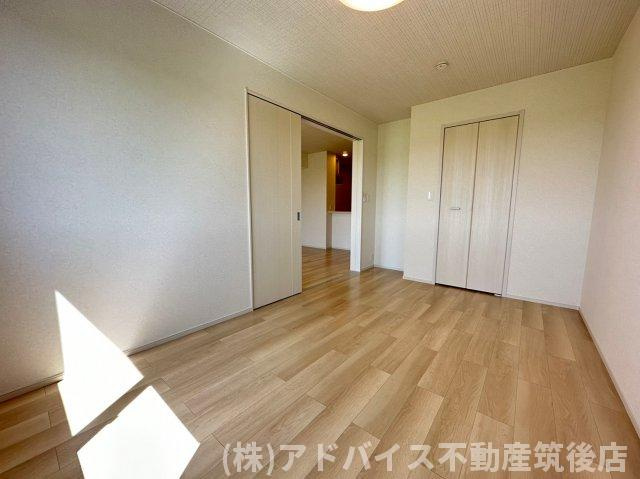 筑後市大字長浜のアパートの洋室
