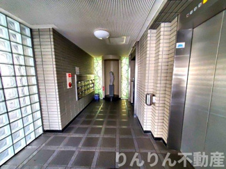 【エントランス】 | 清潔なエントランスです