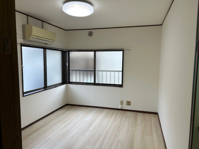 【洋室】 | 中山コーポ