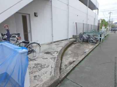 【その他共用部分】 | アイビーコートⅡ | 駐輪スペース