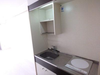 【キッチン】 | アイビーコートⅡ | コンパクトなキッチンで掃除もラクラク