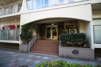 【エントランス】