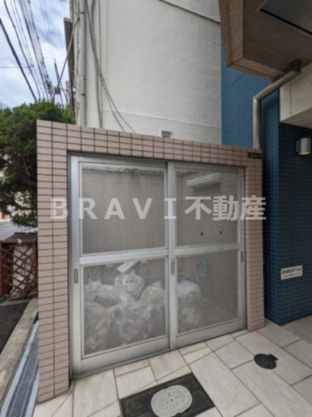ジュネーゼグラン天満　BRAVI不動産のその他共用部分|【ジュネーゼグラン天満】ゴミ置き場