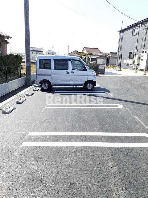 メゾン　ソレイユの駐車場|駐車場