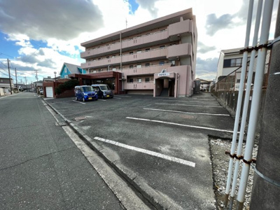 【駐車場】 | ユトリロ北山 | ※敷地外駐車場の場合がございます。（※写真はイメージです、現況優先となります）