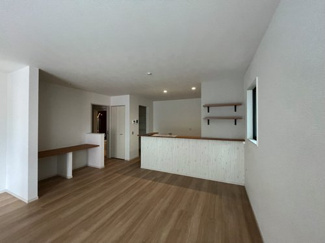 【居間・リビング】 | 【名古屋市西区こも原町181新築戸建2号棟】★仲介手数料無料★（