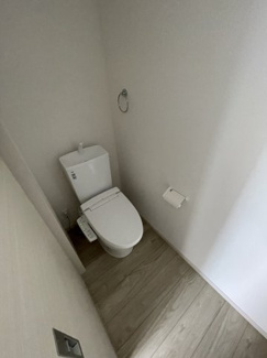 【トイレ】 | 【名古屋市西区こも原町181新築戸建3号棟】★仲介手数料無料★（