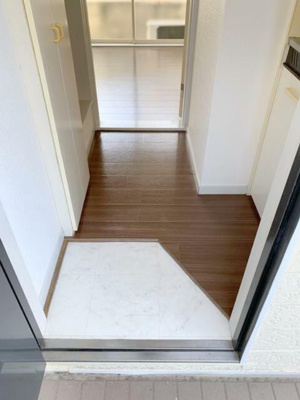 【玄関】 | シェリール容湖Ⅱ