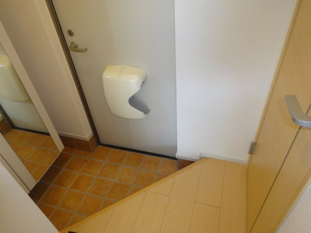 エターナルライフの玄関