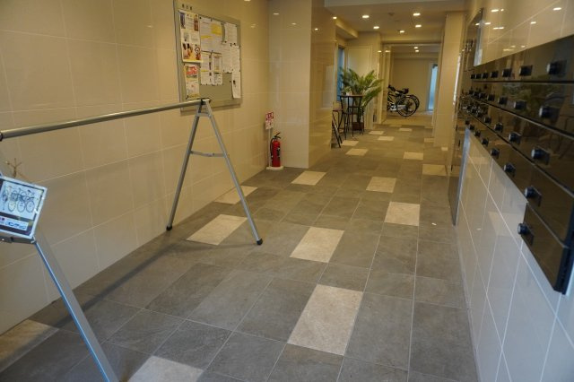 仲介手数料0！！ワイズタワー新栄のロビー