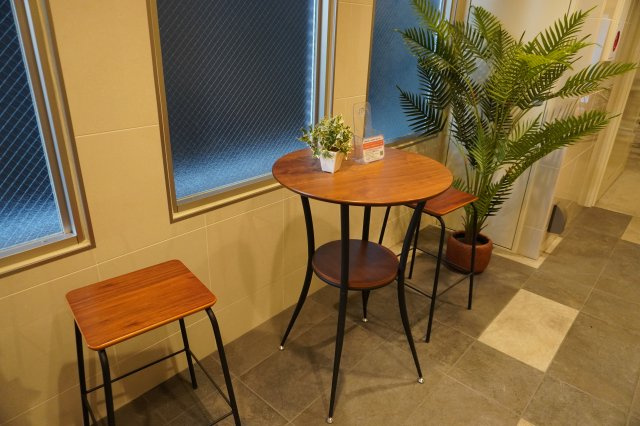 仲介手数料0！！ワイズタワー新栄のエントランス