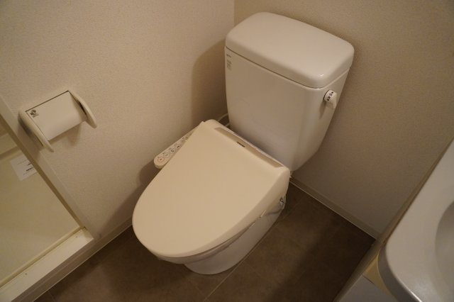 仲介手数料0！！ASレジデンス上前津のトイレ