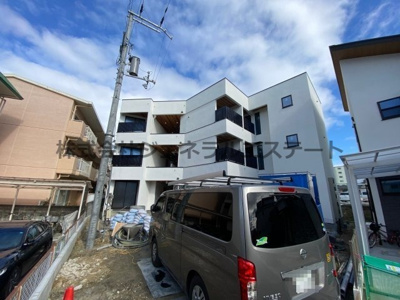 【外観】 | キャルムコート忍ケ丘 | きれいな外観です
